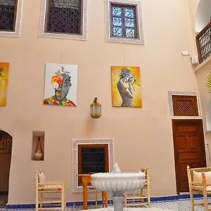  Riad Dar Aouinti
